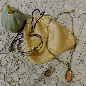 3/$12 Pretty 3 peice jewelry set